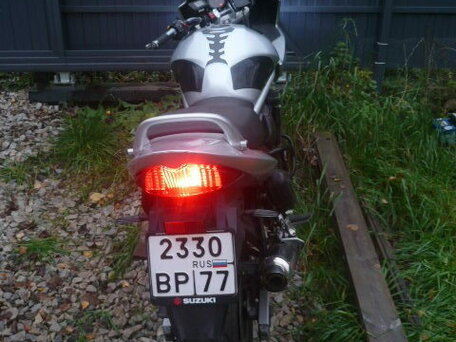 2005 Suzuki Bandit GSF 650, серебристый, 550000 рублей, вид 2