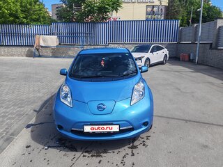 2013 Nissan Leaf I (ZE0/AZE0), голубой, 1400000 рублей, вид 1