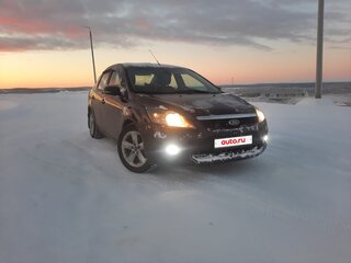 2010 Ford Focus II Рестайлинг, фиолетовый, 500000 рублей, вид 2