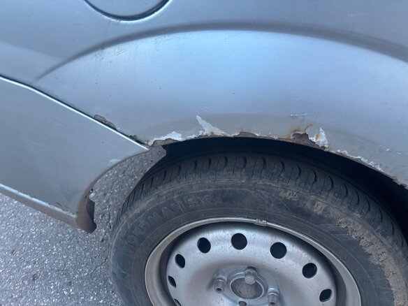 2004 Ford Focus I Рестайлинг, серый, 115000 рублей - вид 13