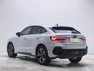2022 Audi Q3 35 TFSI II (F3), белый, 1785000 рублей, вид 5