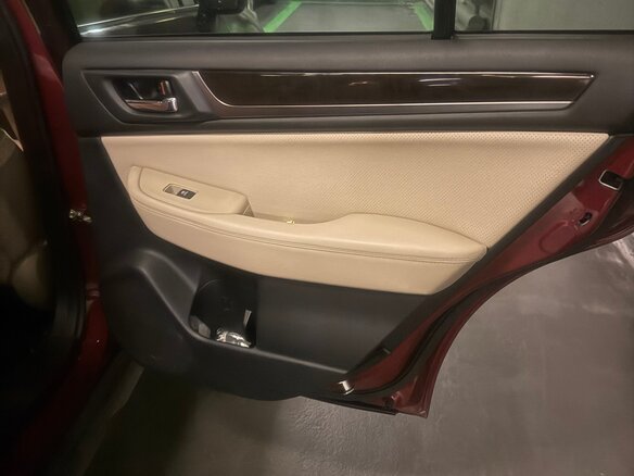 2017 Subaru Outback V, красный, 2400000 рублей - вид 11