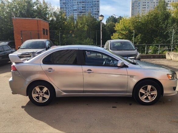 2008 Mitsubishi Lancer X, серебристый, 850000 рублей - вид 2