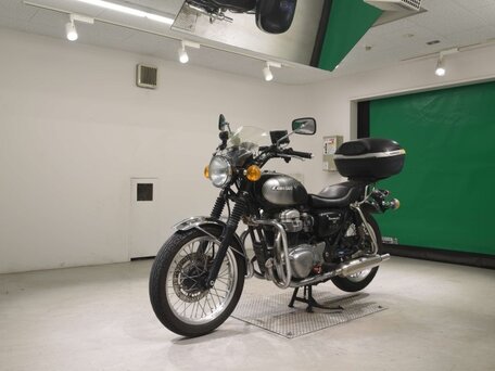 2010 Kawasaki W 650, серебристый, 354000 рублей, вид 3