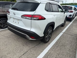 2023 Toyota Corolla Cross I, белый, 1813069 рублей, вид 3