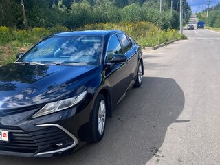 2021 Toyota Camry VIII (XV70) Рестайлинг, чёрный, 2100000 рублей, вид 2