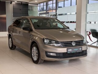 2017 Volkswagen Polo V Рестайлинг, бежевый, 1075000 рублей, вид 3