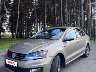 2018 Volkswagen Polo V Рестайлинг, бежевый, 1430000 рублей, вид 1
