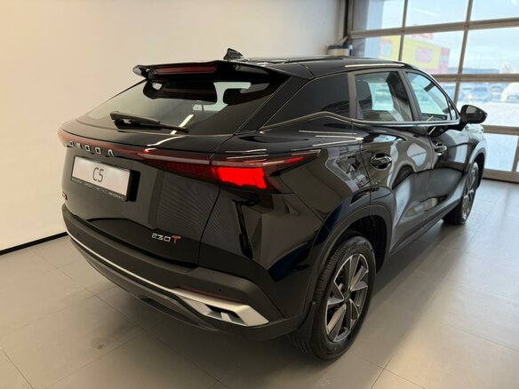 2024 Omoda C5 I Рестайлинг, чёрный - вид 4