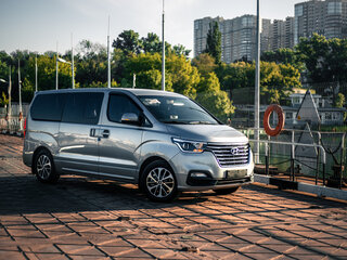 2020 Hyundai Grand Starex I Рестайлинг 2, серый, 4650000 рублей, вид 3