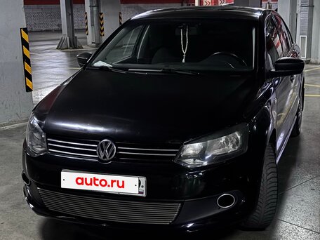 2011 Volkswagen Polo V, чёрный, 530000 рублей, вид 1