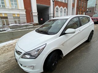 2016 Hyundai Solaris I Рестайлинг, белый, 1100000 рублей, вид 1