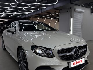 2018 Mercedes-Benz E-Класс 300 V (W213, S213, C238), белый, 4300000 рублей, вид 5