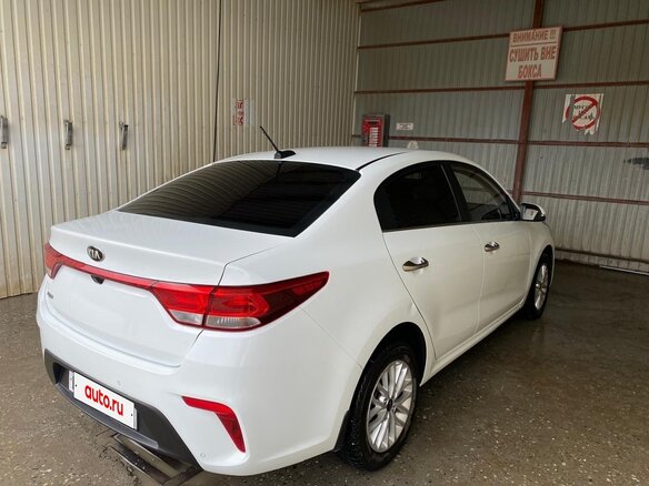 2017 Kia Rio IV, белый, 1200000 рублей - вид 3