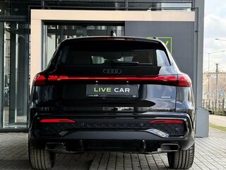 2025 Audi Q5 45 TFSI III (GU), чёрный, 8200000 рублей, вид 5