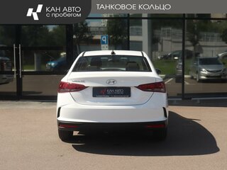 2021 Hyundai Solaris II Рестайлинг, белый, 1577000 рублей, вид 4
