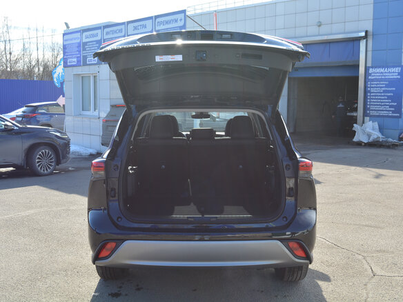 2025 Toyota Highlander IV (XU70), чёрный, 5149000 рублей - вид 14