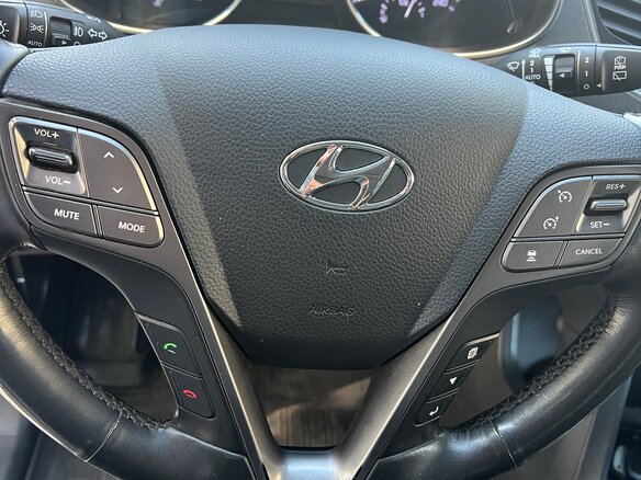 2015 Hyundai Santa Fe III Рестайлинг, белый, 2500000 рублей - вид 7