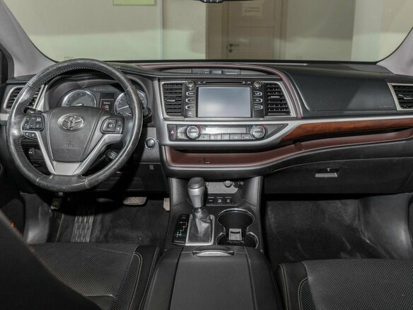 2015 Toyota Highlander III (XU50), серебристый, 2300000 рублей - вид 11