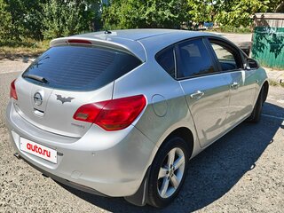 2011 Opel Astra J, серебристый, 689000 рублей, вид 4