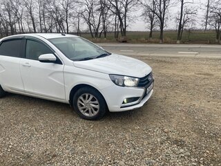 2016 Lada (ВАЗ) Vesta I, белый, 700000 рублей, вид 1