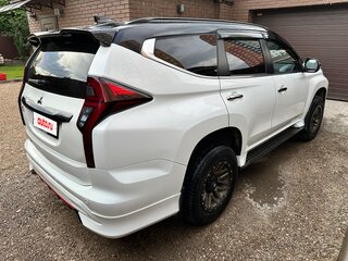 2022 Mitsubishi Montero Sport III Рестайлинг, белый, 3980000 рублей, вид 5