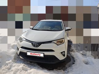 2017 Toyota RAV4 IV (XA40) Рестайлинг, белый, 2850000 рублей, вид 2