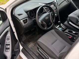 2012 Hyundai i30 II, белый, 900000 рублей, вид 4