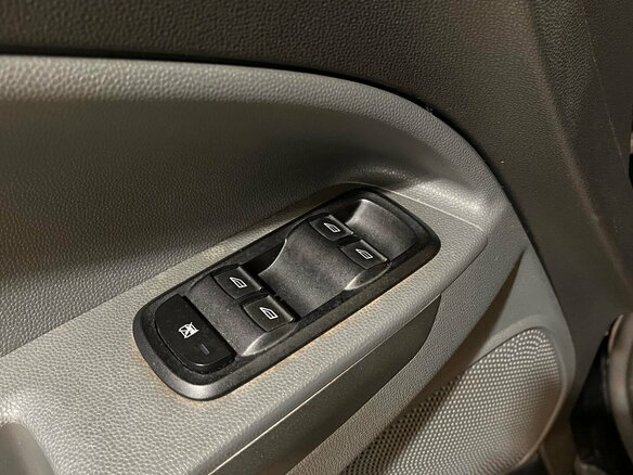 2014 Ford EcoSport II, чёрный - вид 13