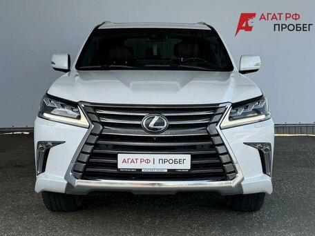 2020 Lexus LX 570 III Рестайлинг 2, белый, 8500000 рублей, вид 2