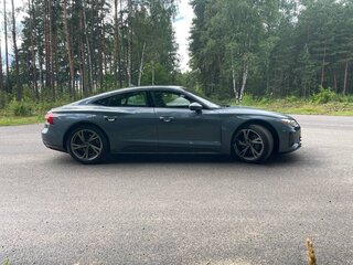 2022 Audi e-tron GT I, голубой, 5100000 рублей, вид 4