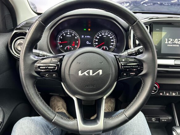 2023 Kia KX1, жёлтый, 1210000 рублей - вид 13
