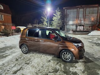 2013 Toyota Spade, коричневый, 1100000 рублей, вид 1