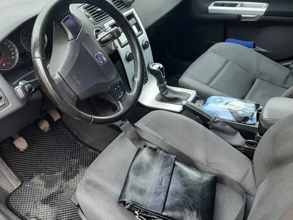 2005 Volvo S40 II, чёрный, 650000 рублей - вид 5