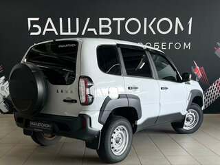 2024 Lada (ВАЗ) Niva Travel I, белый, 1180000 рублей, вид 5