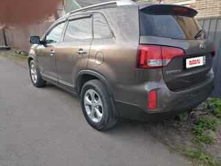 2017 Kia Sorento II Рестайлинг, бежевый, 2107000 рублей, вид 4