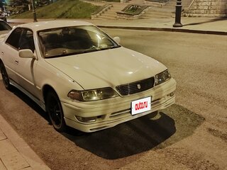 1998 Toyota Mark II VIII (X100), белый, 670000 рублей, вид 2