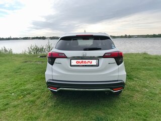 2018 Honda Vezel I Рестайлинг, белый, 1700000 рублей, вид 4
