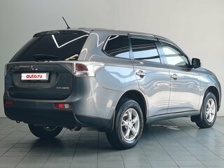 2012 Mitsubishi Outlander III, серый, 1400000 рублей, вид 5