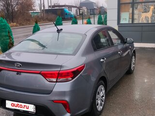 2019 Kia Rio IV, серый, 1100000 рублей, вид 3