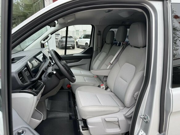 2026 Ford Transit Custom, серебристый, 6700000 рублей - вид 7