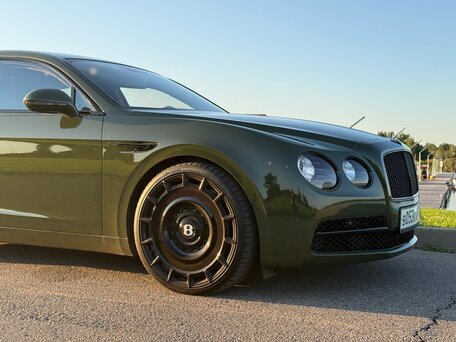 2013 Bentley Flying Spur II, коричневый, 10000000 рублей, вид 1