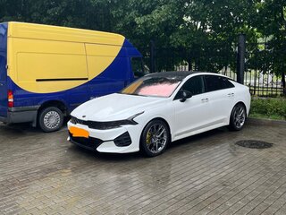 2021 Kia K5 III, белый, 2650000 рублей, вид 1