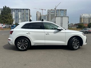 2020 Audi Q5 45 TFSI II (FY) Рестайлинг, белый, 3870000 рублей, вид 5