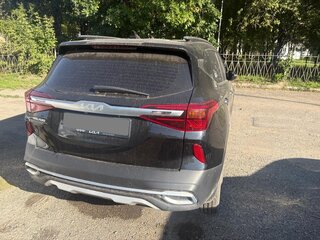 2021 Kia Seltos I, чёрный, 2240000 рублей, вид 3