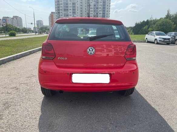 2011 Volkswagen Polo V, красный, 570000 рублей - вид 2