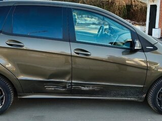 2008 Mercedes-Benz A-Класс 200 II (W169) Рестайлинг, коричневый, 800000 рублей, вид 2