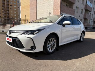 2021 Toyota Corolla XII (E210), белый, 1900000 рублей, вид 1