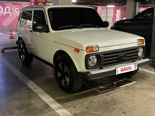 2004 Lada (ВАЗ) 2121 (4x4) I Рестайлинг, белый, 420000 рублей, вид 2