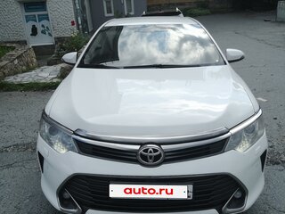 2015 Toyota Camry VII (XV50) Рестайлинг, белый, 2000000 рублей, вид 1